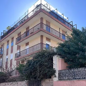 Caralis Guest house