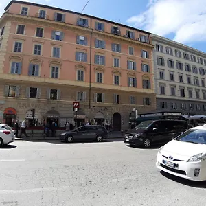 Gialli Vatican Pensión Roma