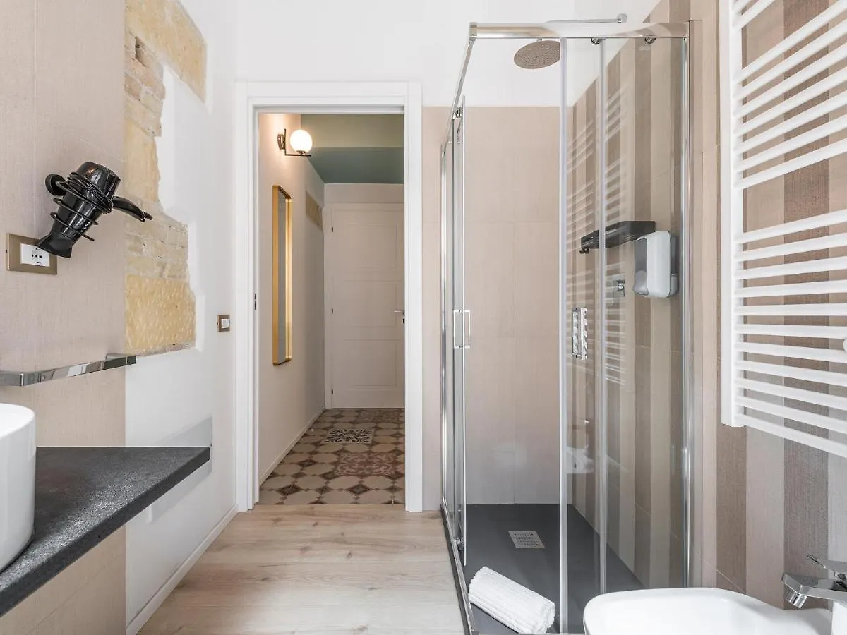 Orma Design Rooms - Historic Centre Cagliari Italien