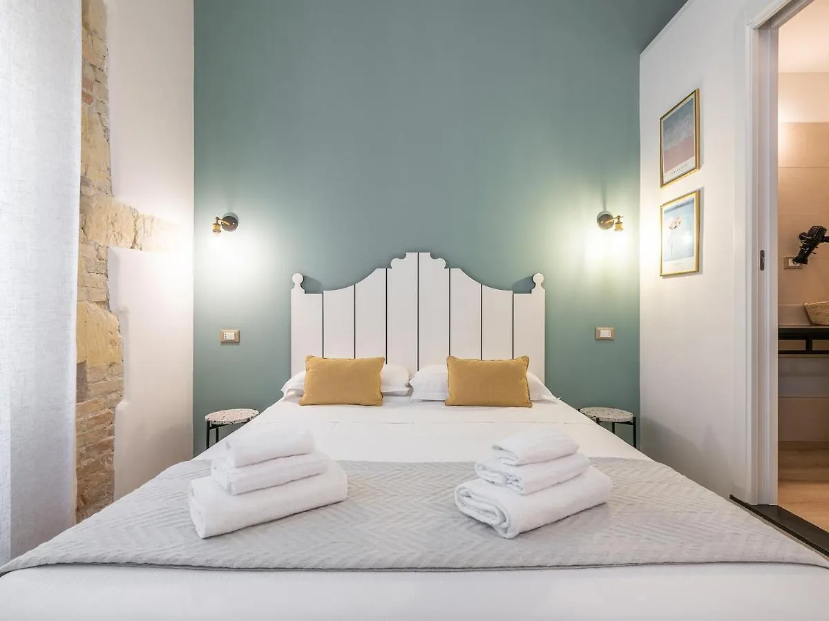 Orma Design Rooms - Historic Centre Cagliari Italien