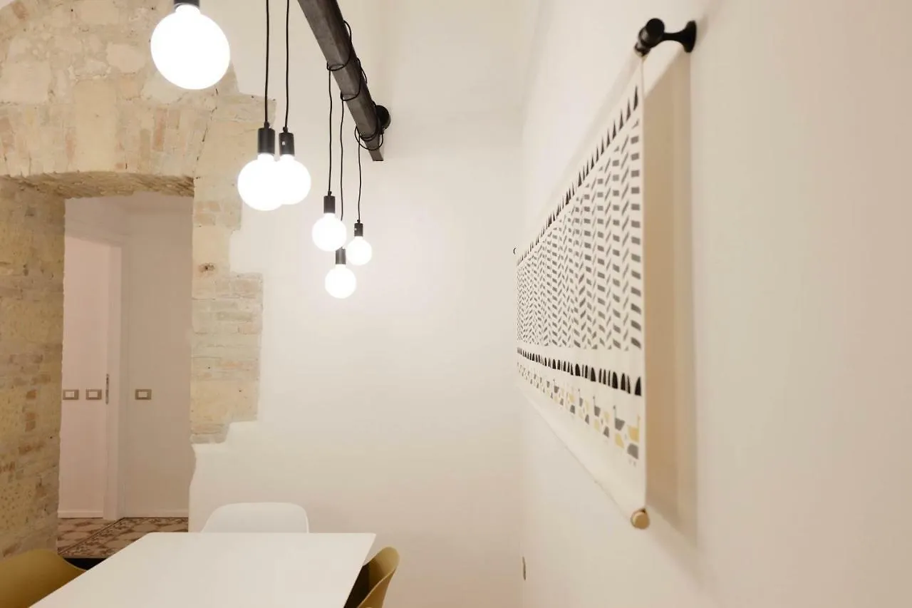 Orma Design Rooms - Historic Centre Cagliari Gasthof